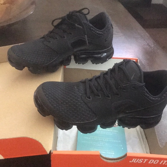nike vapormax poshmark